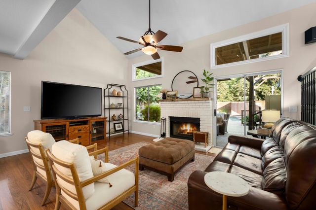 2930 Violet Dr, West Sacramento, CA 95691