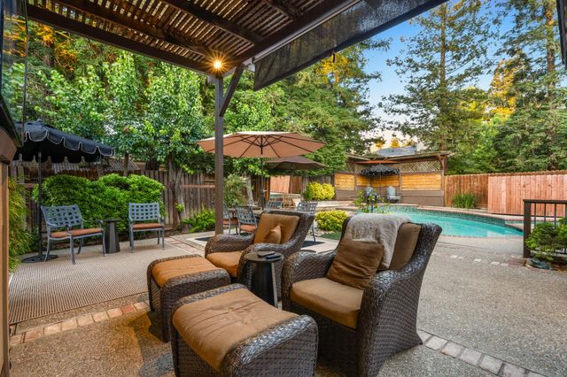 2930 Violet Dr, West Sacramento, CA 95691