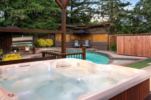 2930 Violet Dr, West Sacramento, CA 95691