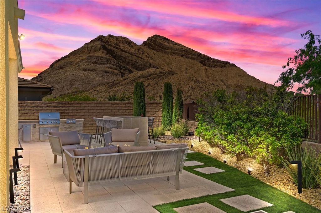 3060 Full Lotus Drive, Las Vegas, NV 89138 — photo 2