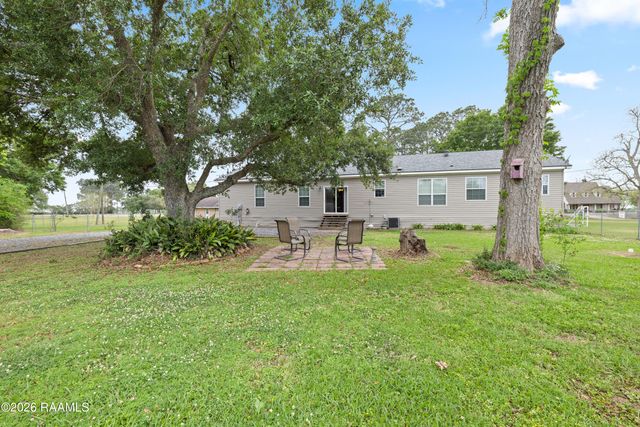 6308 Danielle Road, New Iberia, LA 70563