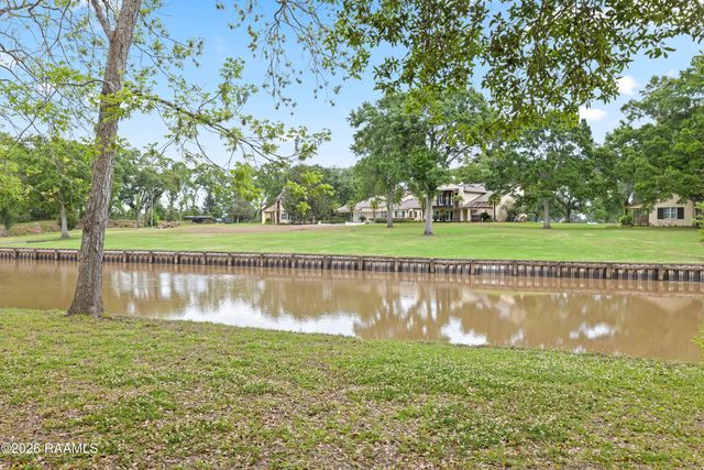 6308 Danielle Road, New Iberia, LA 70563