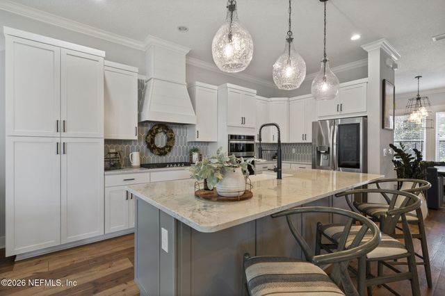 10028 EXHIBITION Circle, Jacksonville, FL 32256