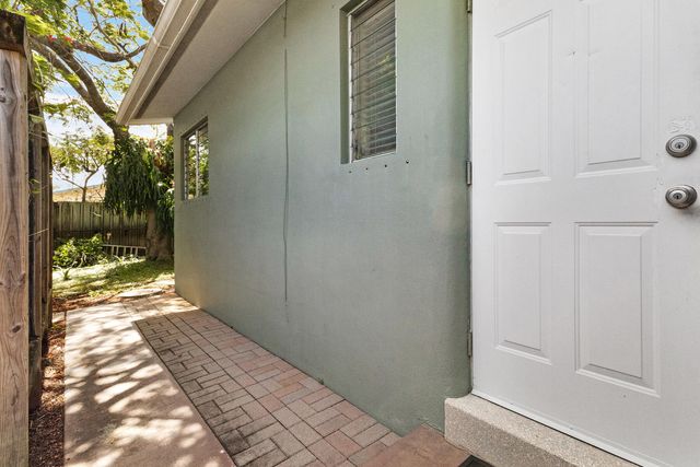 500 NE 14TH Street, Fort Lauderdale, FL 33304