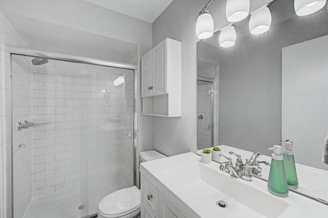 11120 Hampshire Court E, Champlin, MN 55316
