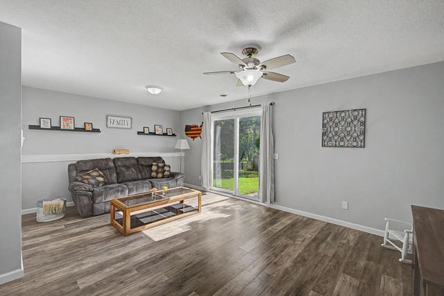 11120 Hampshire Court E, Champlin, MN 55316