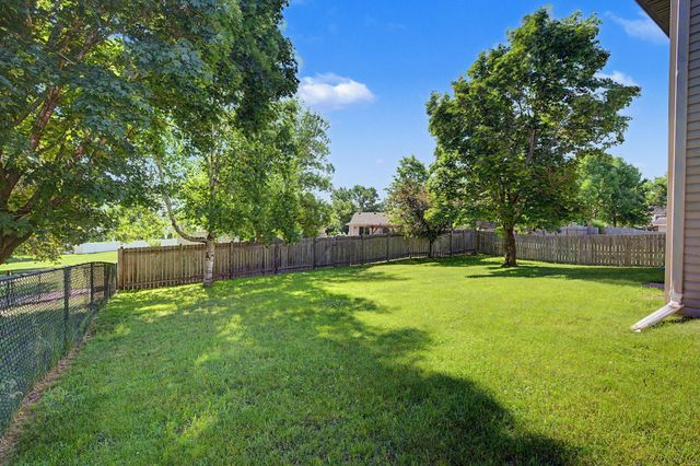 11120 Hampshire Court E, Champlin, MN 55316