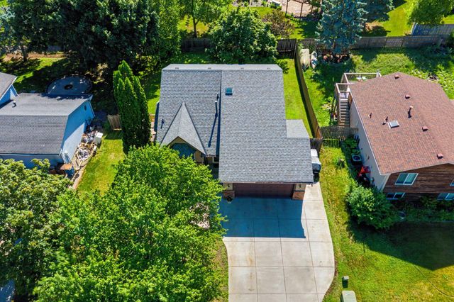 11120 Hampshire Court E, Champlin, MN 55316