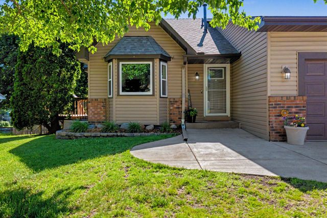 11120 Hampshire Court E, Champlin, MN 55316