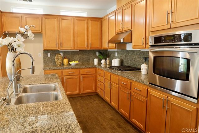 7432 Cobble Creek Drive, Eastvale, CA 92880