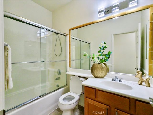 7432 Cobble Creek Drive, Eastvale, CA 92880