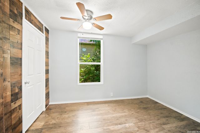 112 Avenue B, Converse, TX 78109
