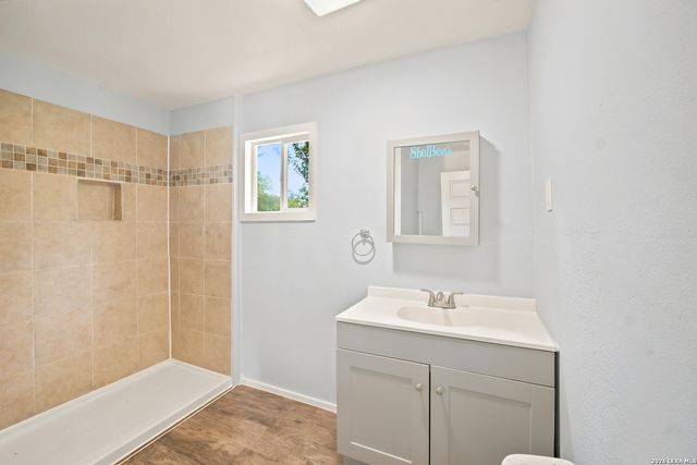 112 Avenue B, Converse, TX 78109