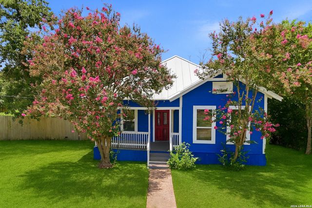 112 Avenue B, Converse, TX 78109