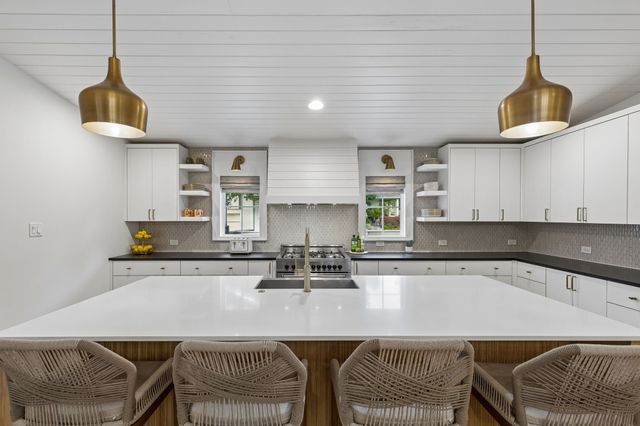 9715 Wisterwood Drive, Dallas, TX 75238