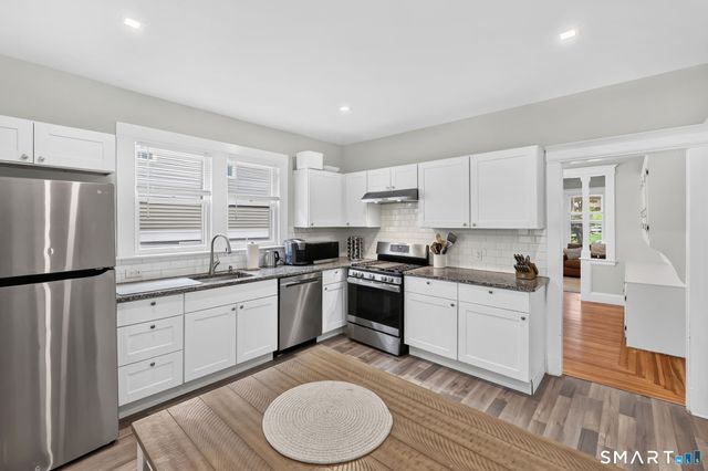 401 Prospect Avenue, West Hartford, CT 06107