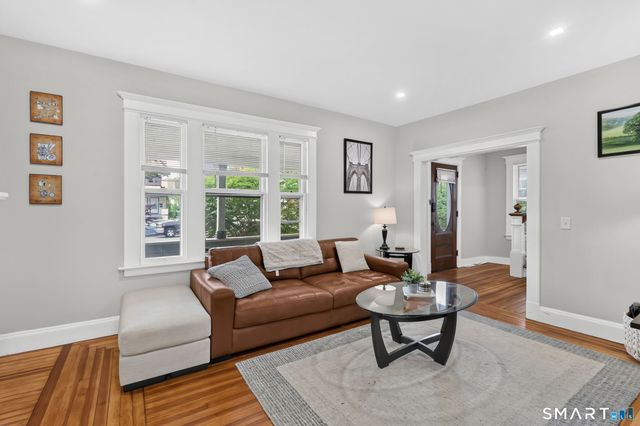 401 Prospect Avenue, West Hartford, CT 06107