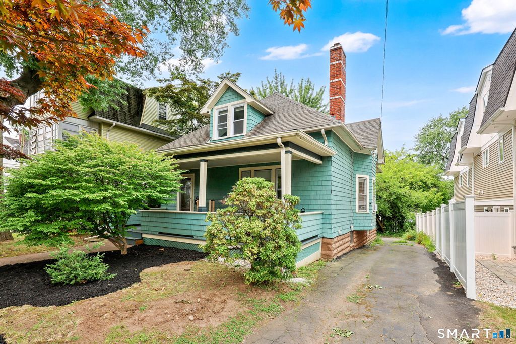 401 Prospect Avenue, West Hartford, CT 06107