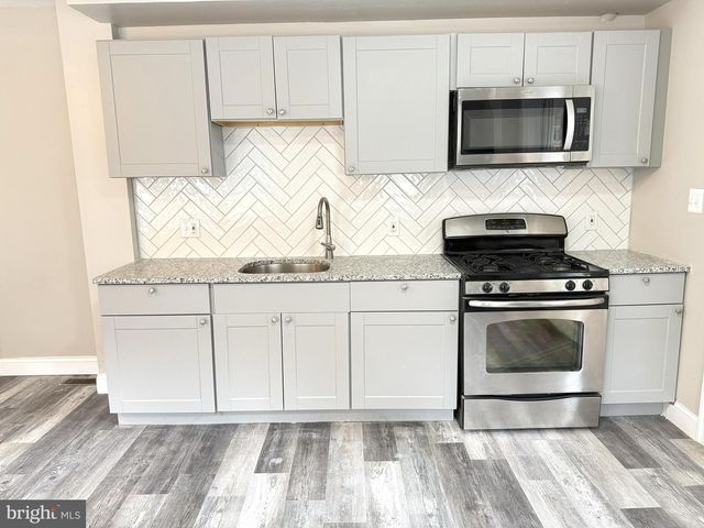 200 NASSAU PL, Norristown, PA 19401