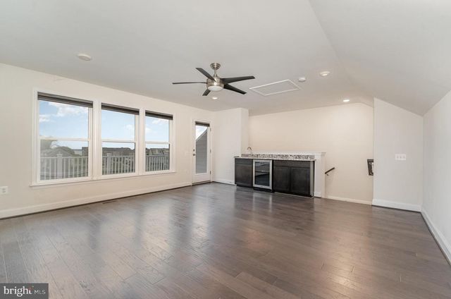 1729 COTTONWOOD GROVE RD, Dumfries, VA 22026