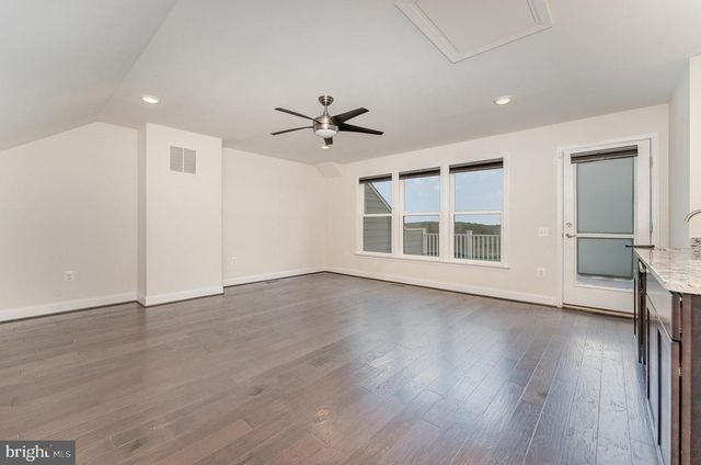 1729 COTTONWOOD GROVE RD, Dumfries, VA 22026