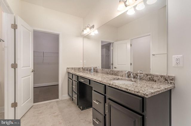 1729 COTTONWOOD GROVE RD, Dumfries, VA 22026