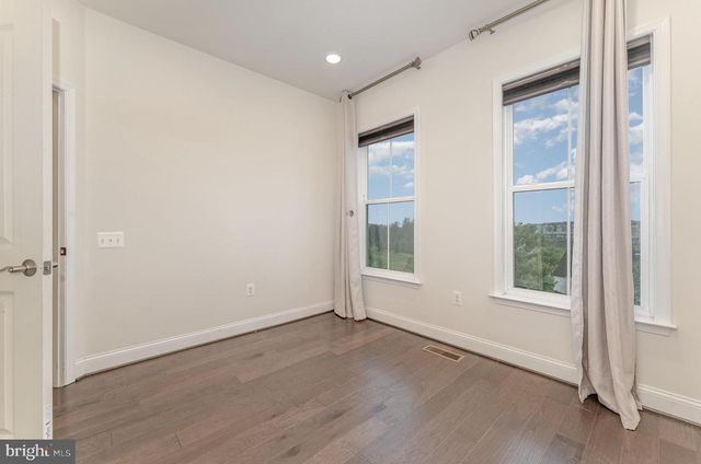 1729 COTTONWOOD GROVE RD, Dumfries, VA 22026