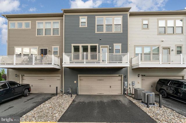 1729 COTTONWOOD GROVE RD, Dumfries, VA 22026