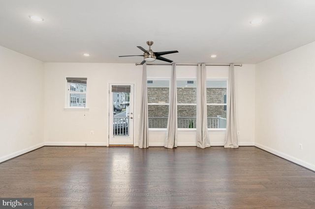 1729 COTTONWOOD GROVE RD, Dumfries, VA 22026