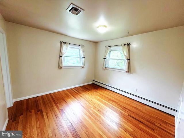 157 JIMANNA RD, Lancaster, PA 17602