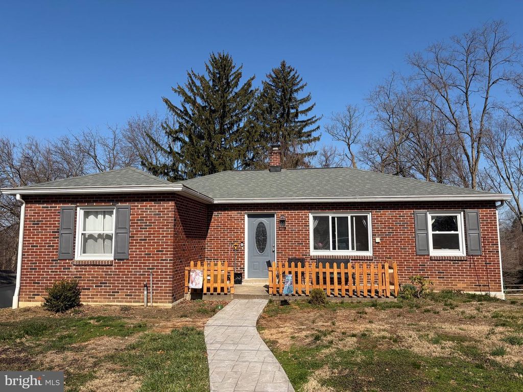 157 JIMANNA RD, Lancaster, PA 17602