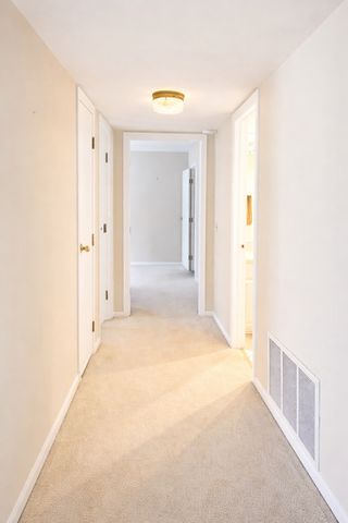 101 Lake Hinsdale Drive 205, Willowbrook, IL 60527