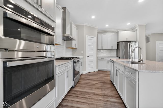 20237 Willenhall Court, Westfield, IN 46074