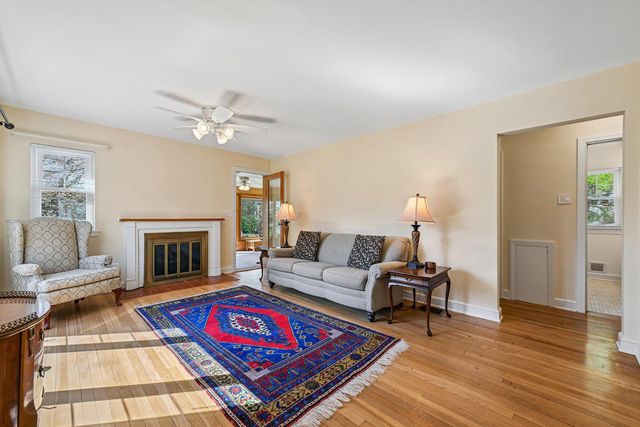 9600 PAGE AVE, Bethesda, MD 20814