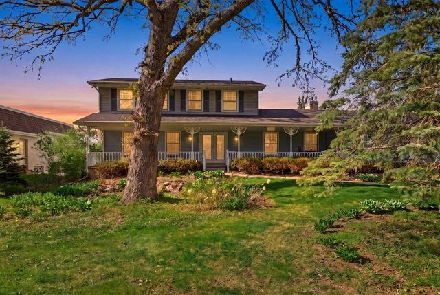 1542 Comanche Glen, Madison, WI 53704