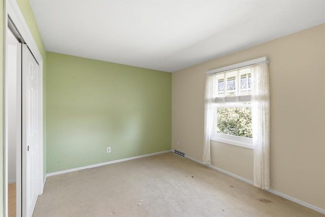 1542 Comanche Glen, Madison, WI 53704
