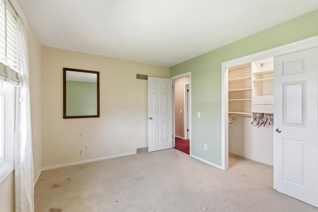 1542 Comanche Glen, Madison, WI 53704