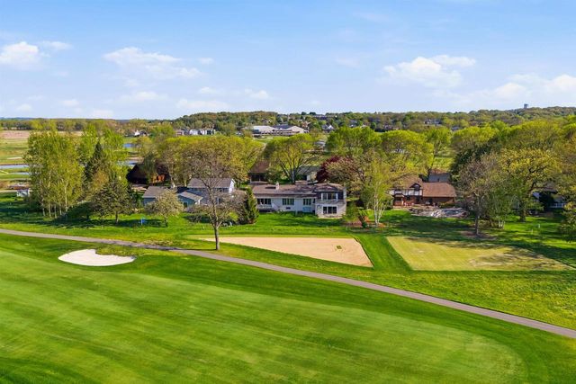 1542 Comanche Glen, Madison, WI 53704