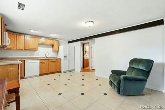 1526 S Ursula Court, Aurora, CO 80012