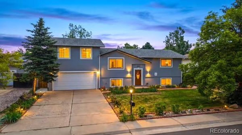 1526 S Ursula Court, Aurora, CO 80012