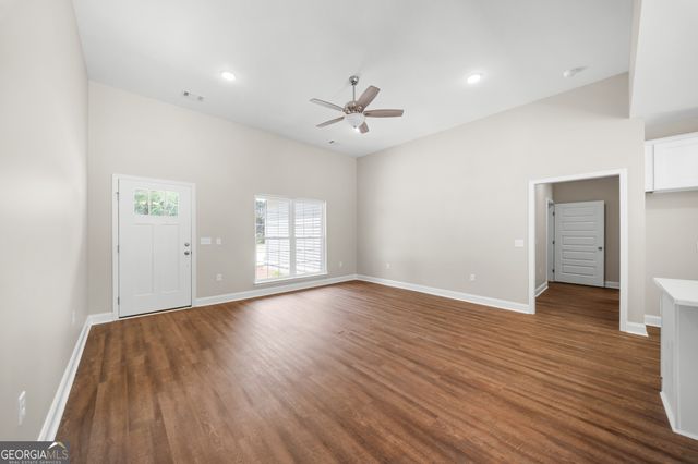 549 Oakwood Drive 41, Statesboro, GA 30458