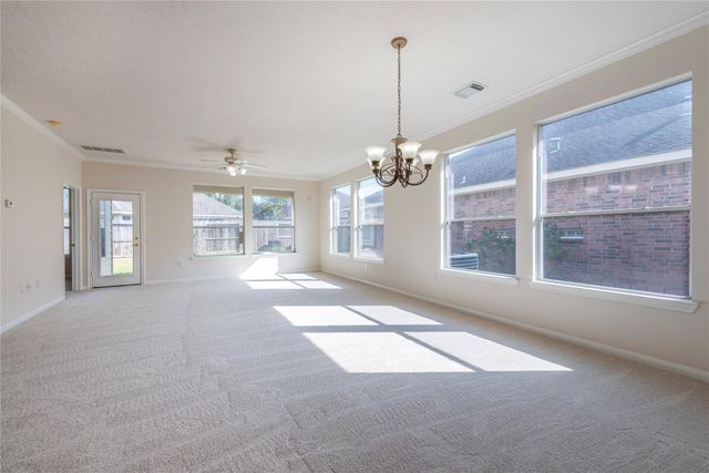 1319 Palermo Drive, Pearland, TX 77581