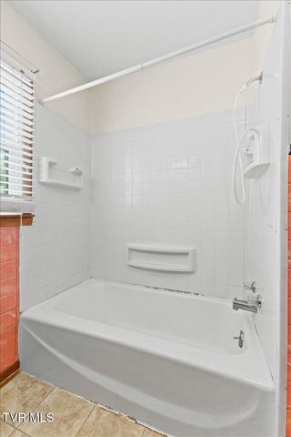 426 Holly Street, Mount Carmel, TN 37645