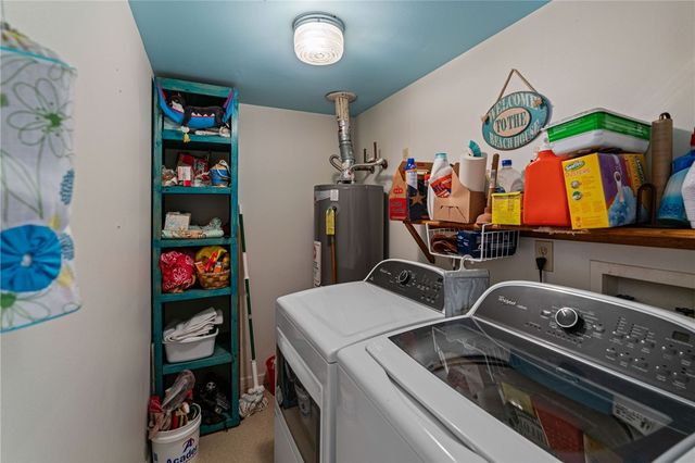404 Mercer St, Port Aransas, TX 78373