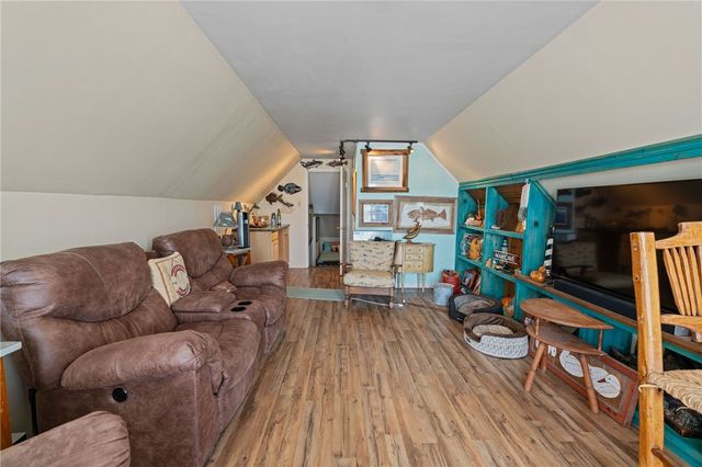 404 Mercer St, Port Aransas, TX 78373