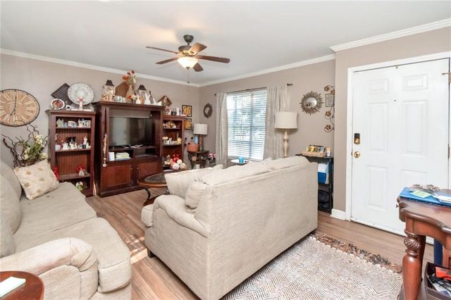 1000 Middle Ring Road, Mobile, AL 36608