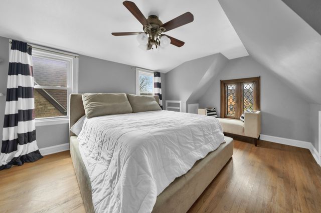 3359 N Oak Park Avenue, Chicago, IL 60634