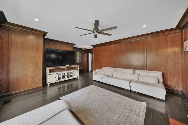 3359 N Oak Park Avenue, Chicago, IL 60634