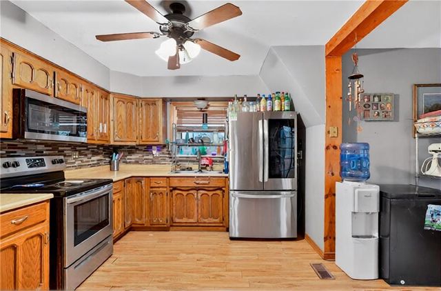 17503 S 900 Road, Nevada, MO 64772