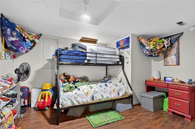 17503 S 900 Road, Nevada, MO 64772